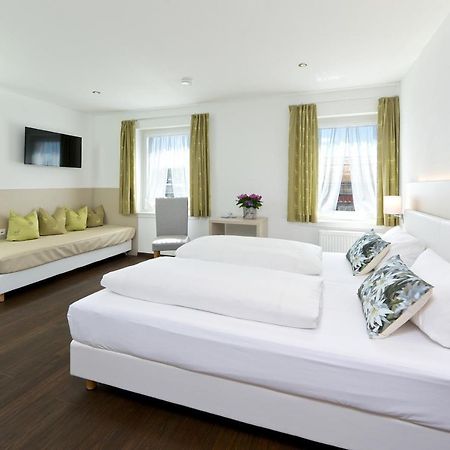 Hotel Bayerischer Hof Линденберг-им-Алльгой Экстерьер фото
